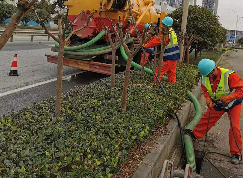 龙南市政管道清淤